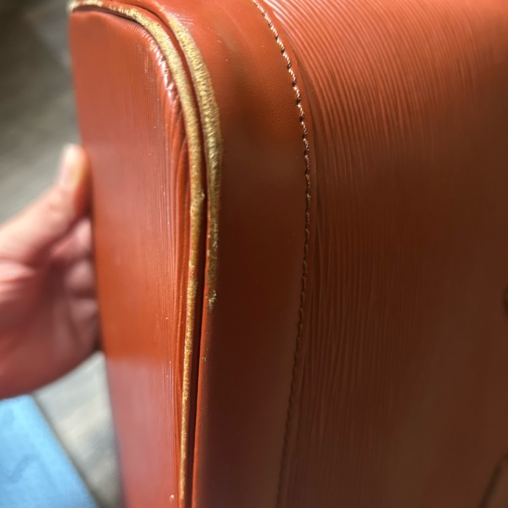 Louis Vuitton Epi Alma PM Kenya Fawn - Picture 6 of 16